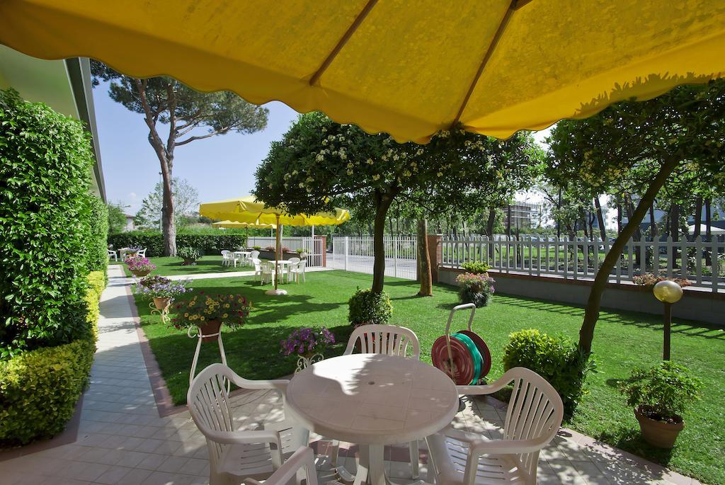 Hotel Versilia Lido di Camaiore Exteriér fotografie