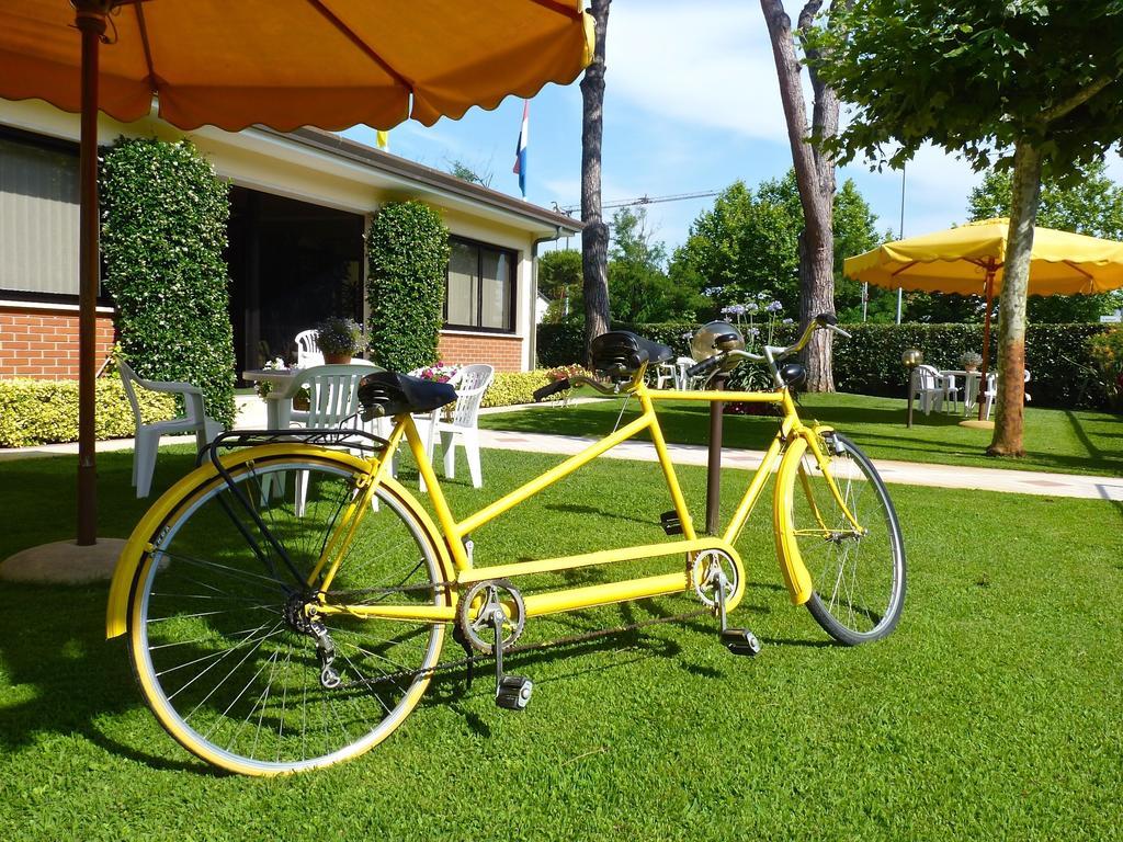 Hotel Versilia Lido di Camaiore Exteriér fotografie